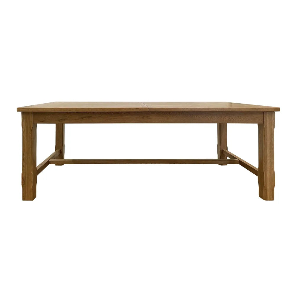 Balmoral Extendable Oakwood Dining Table 210-310