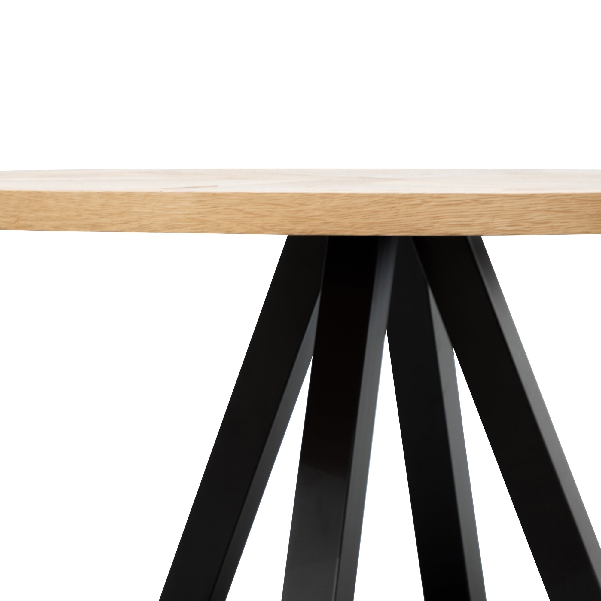 Round Dining Table - Oak - image 4