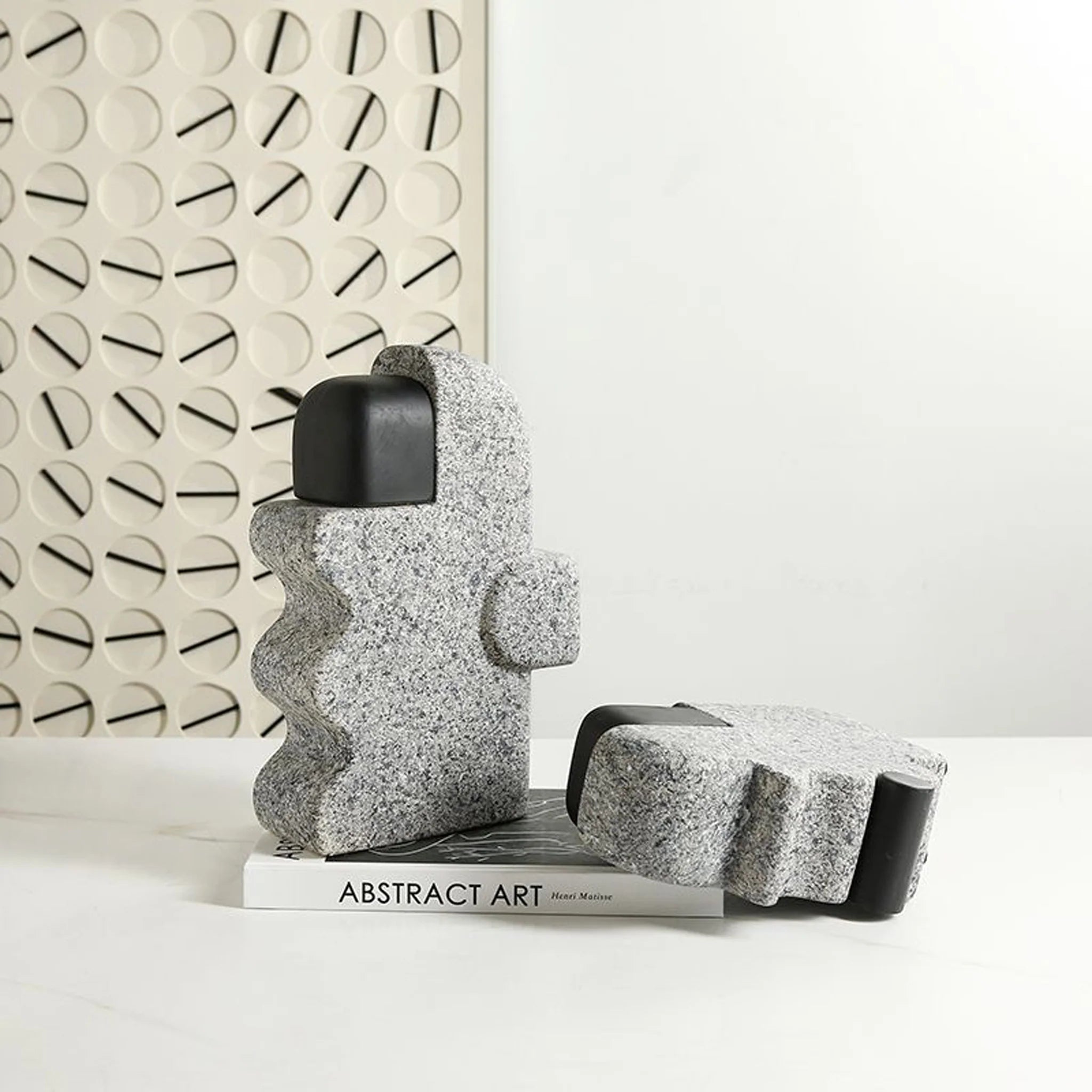 Showcasing Tolalo Style A Ceramic Sclupture FD-D24005A  by Calibre Furniturs