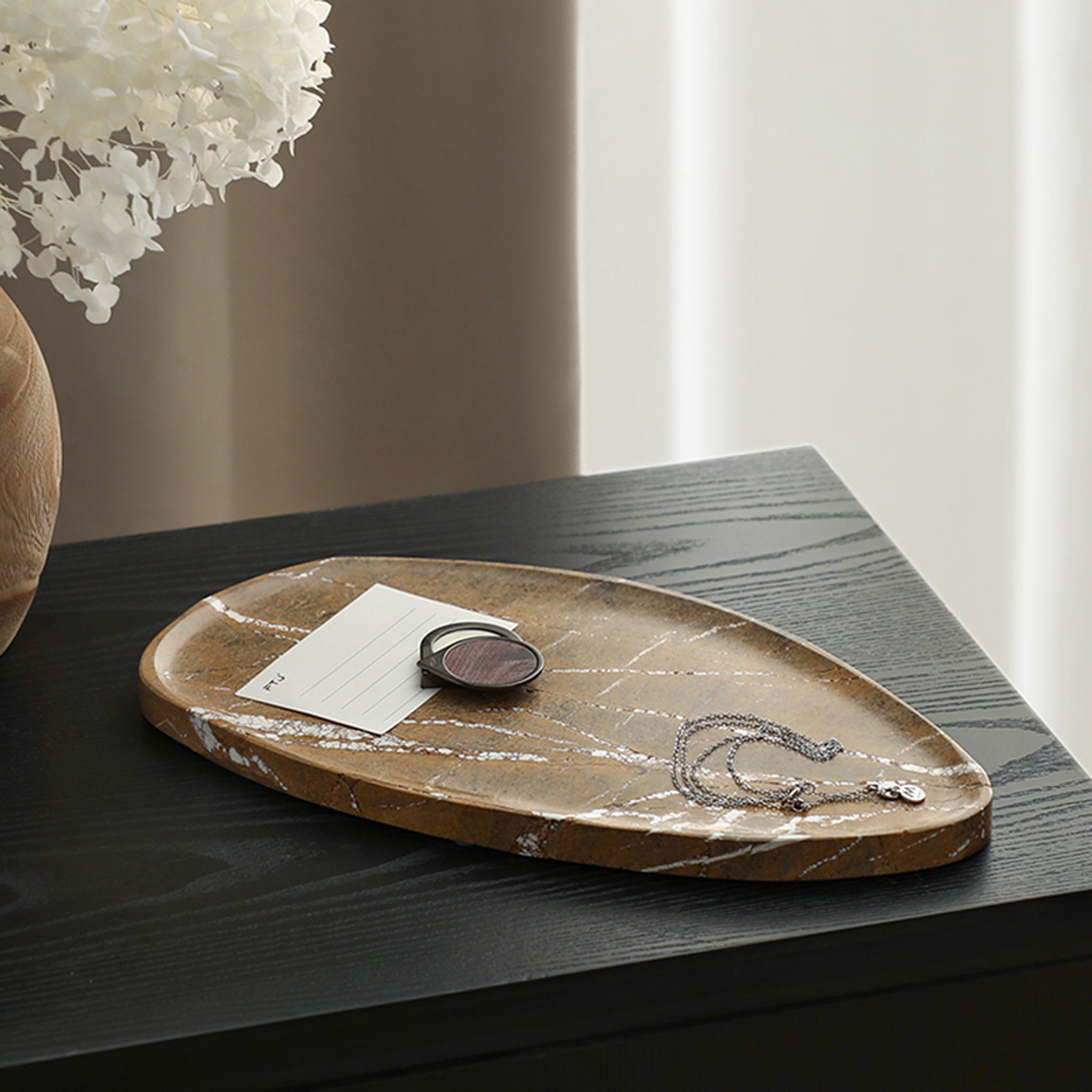 Leaf Shaped Marble Plate - Coffee - image 2