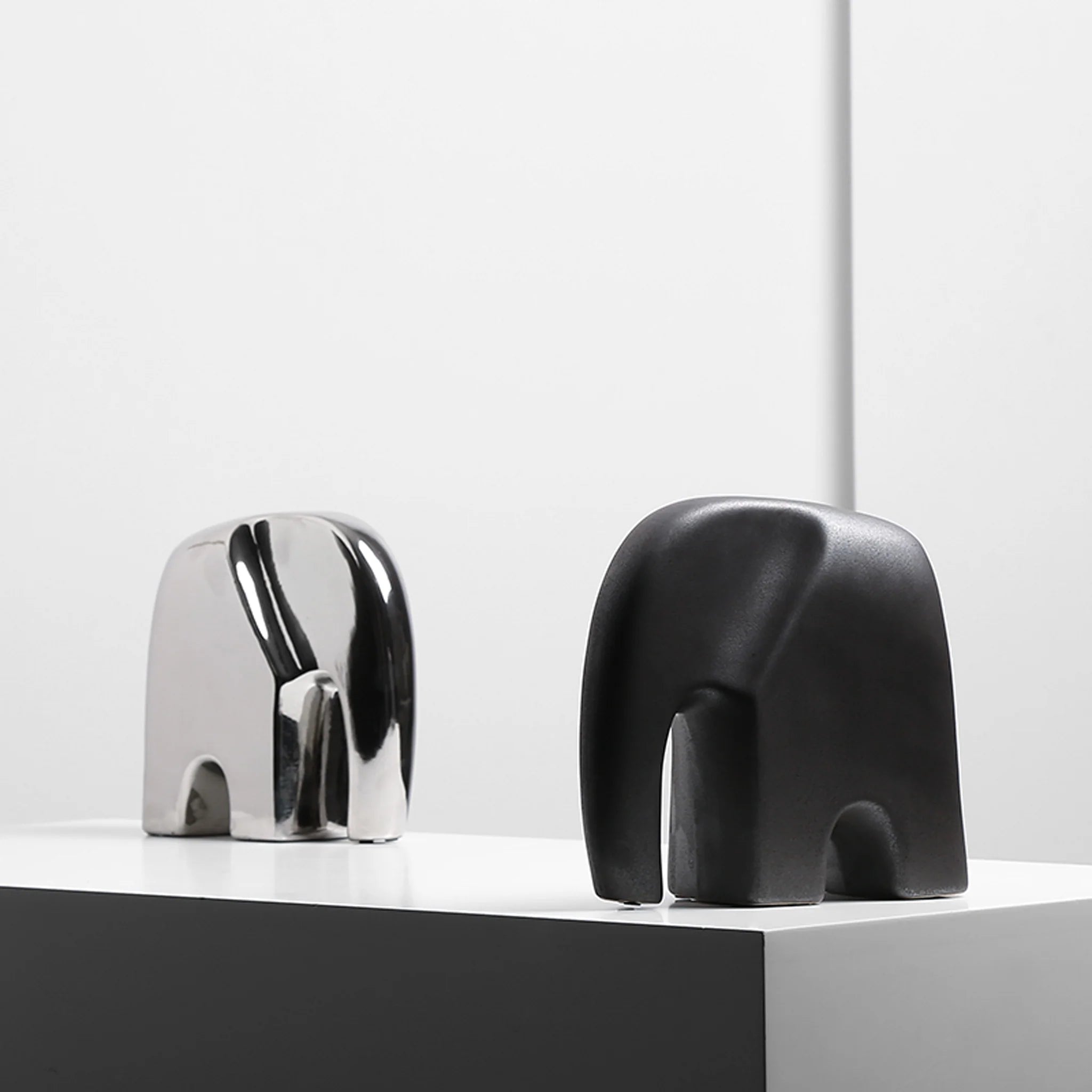 Showcasing Ditobela Ceramic Elephant Sclupture - Silver FD-D22098  by Calibre Furniturs