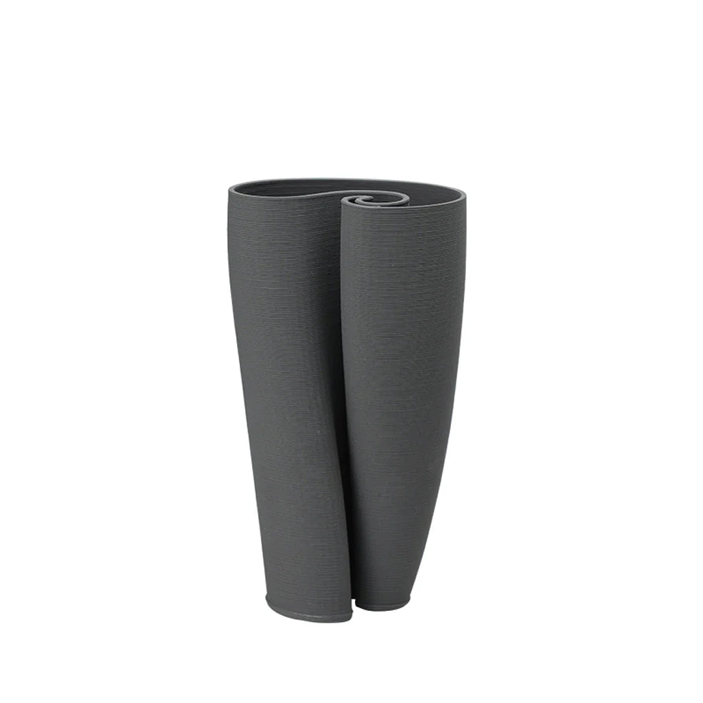 Showcasing Tisora Ceramic Threaded Rotating Vase C FD-D25068C Vase by Calibre Furniturs
