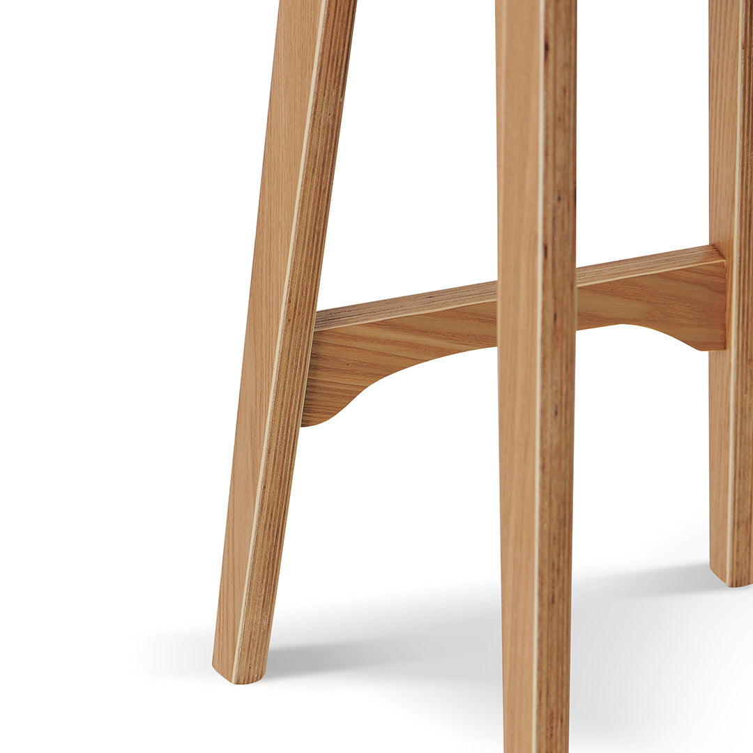 65cm Bar Stool - Natural