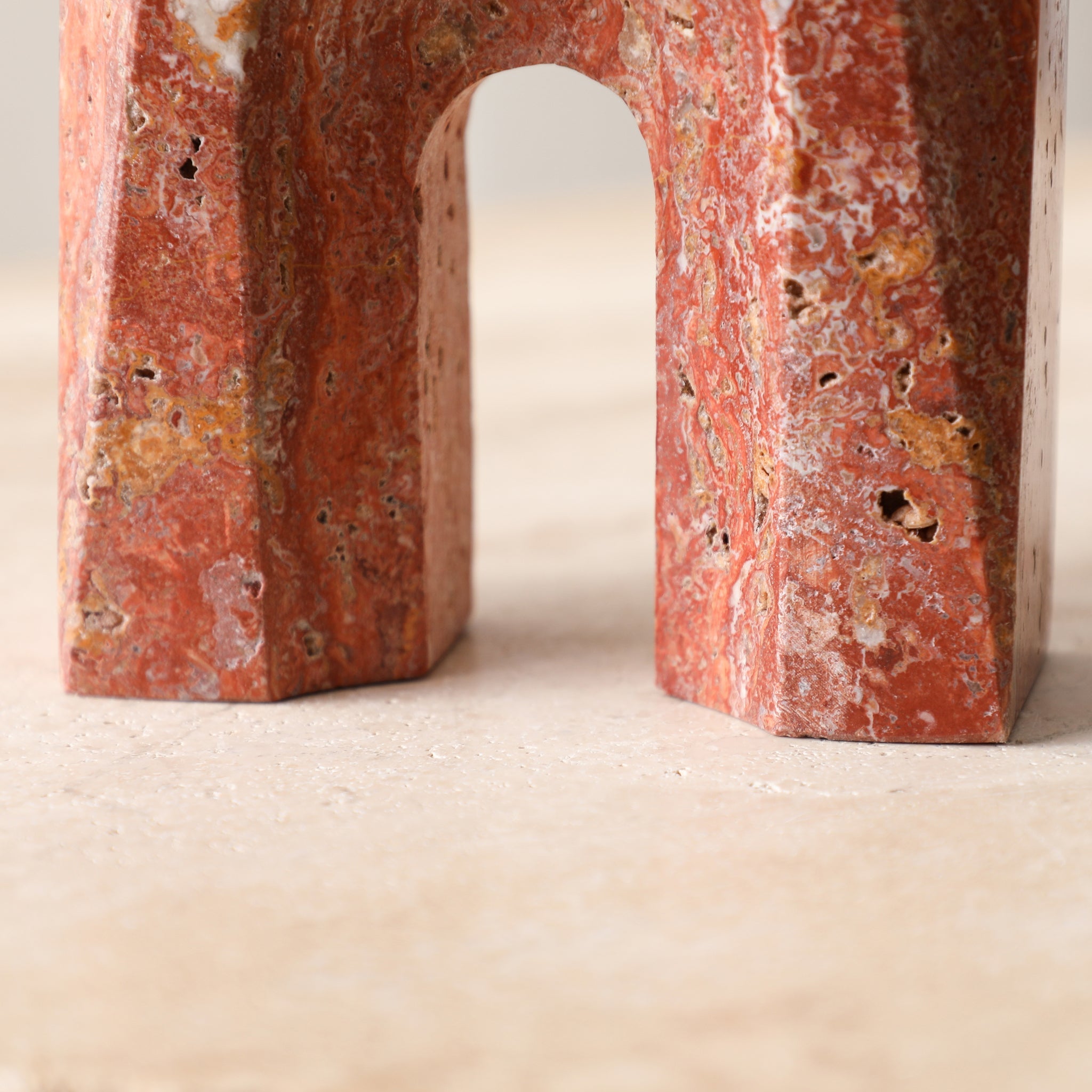 Arch Short Marble Sclupture - Red - image 3