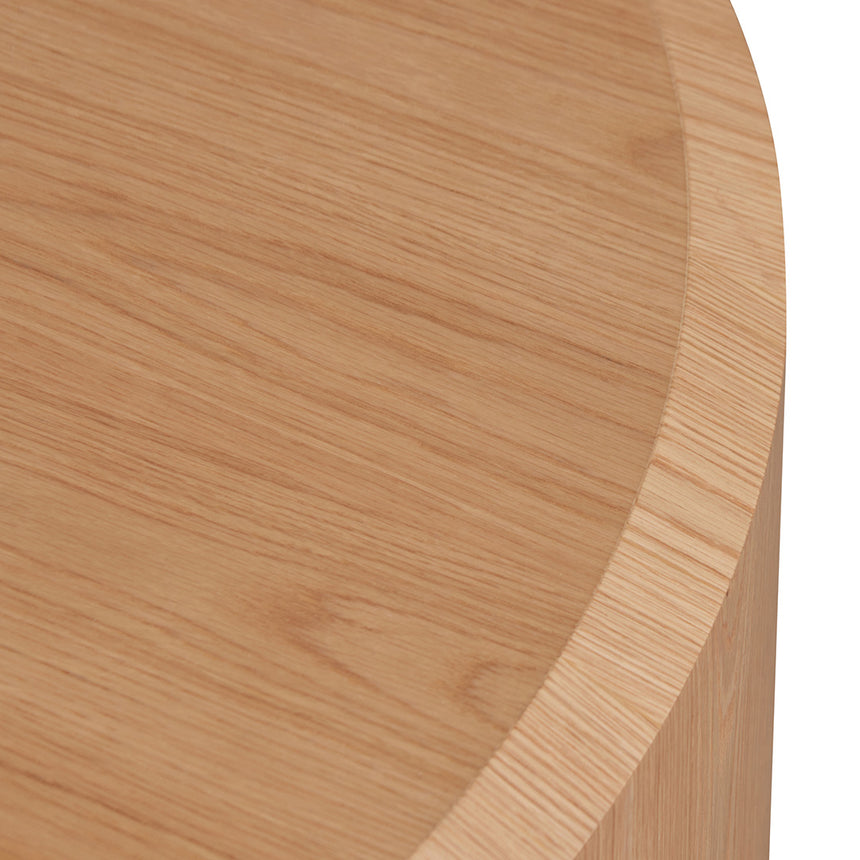 1.5m Round Plinth - Natural Oak