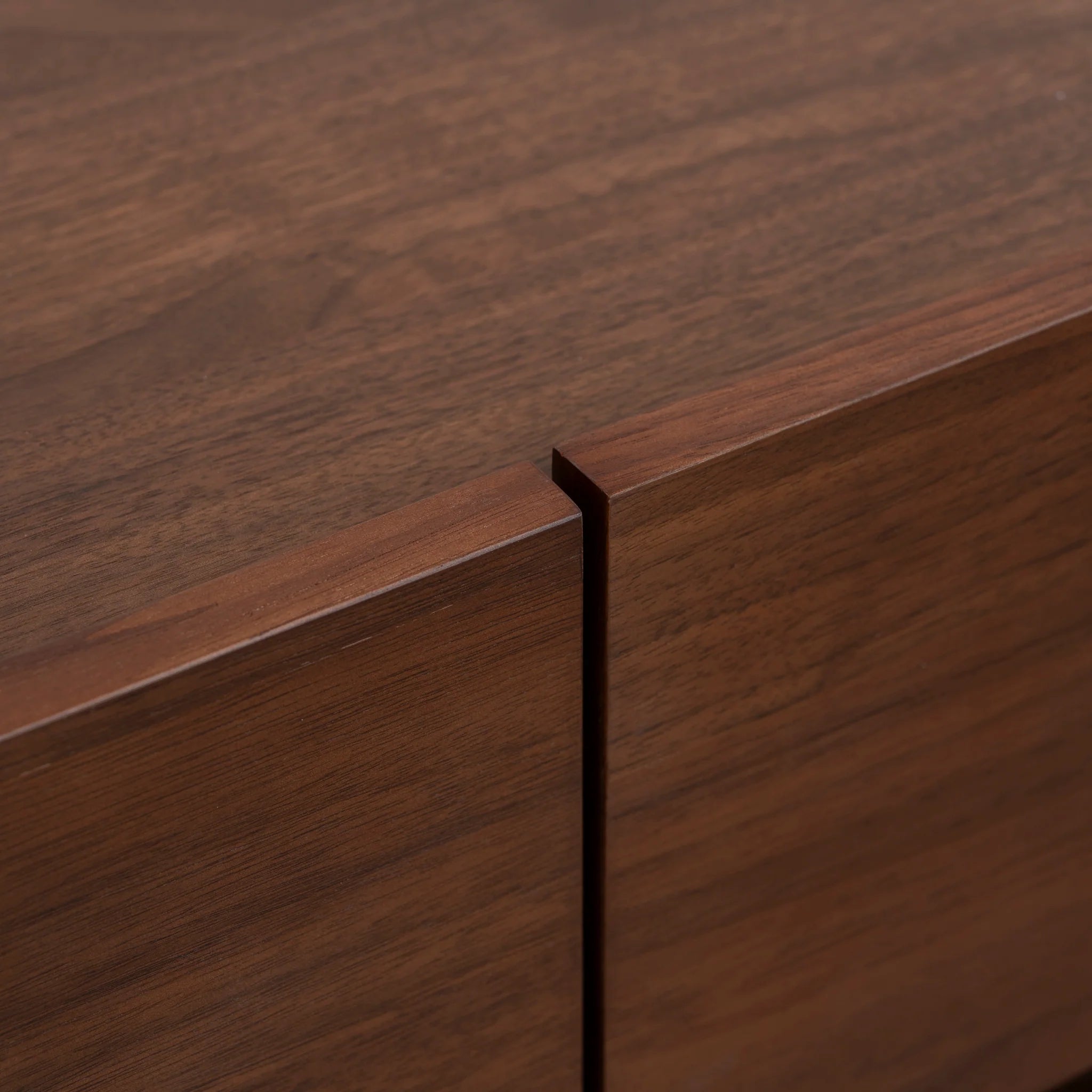 Pobenilo 1.2m Chest of Drawer - Walnut