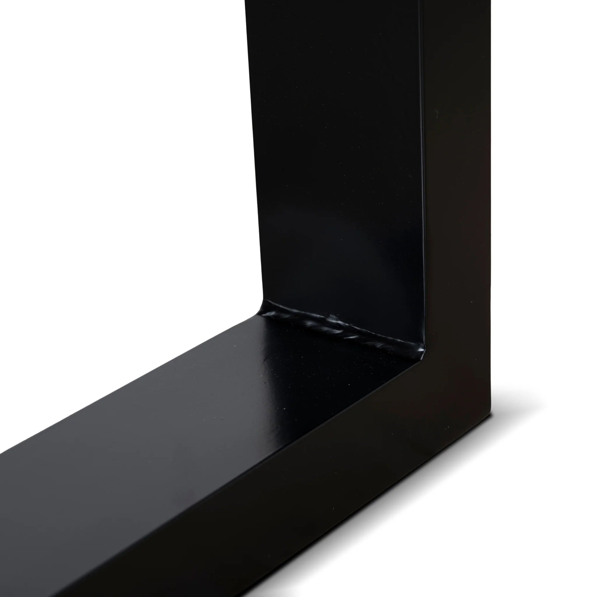 Labulora 1.6m Black Outdoor Dining Table - Natural