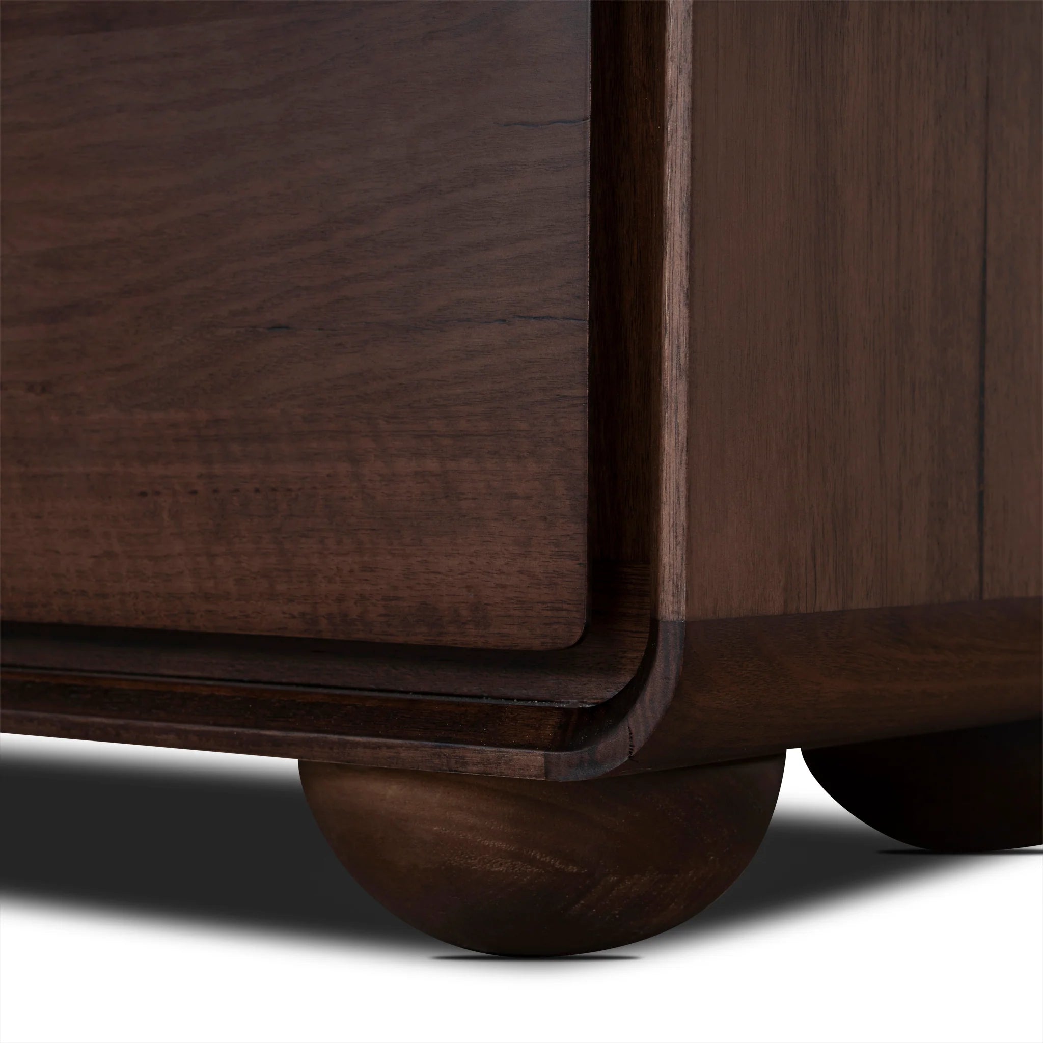 Leneria 1.5m Dresser Unit - Walnut