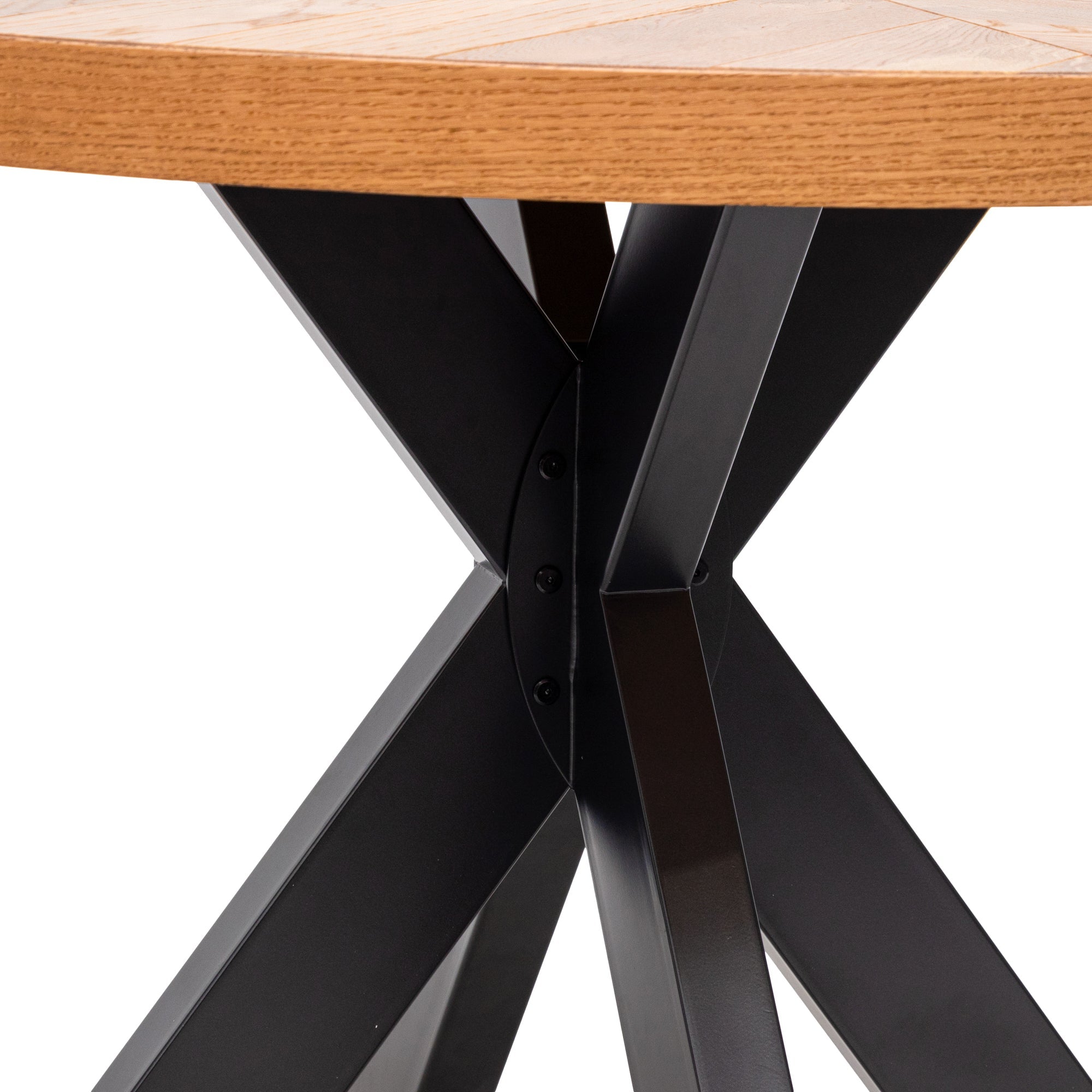 4 Seater Round Dining Table - European Knotty Oak