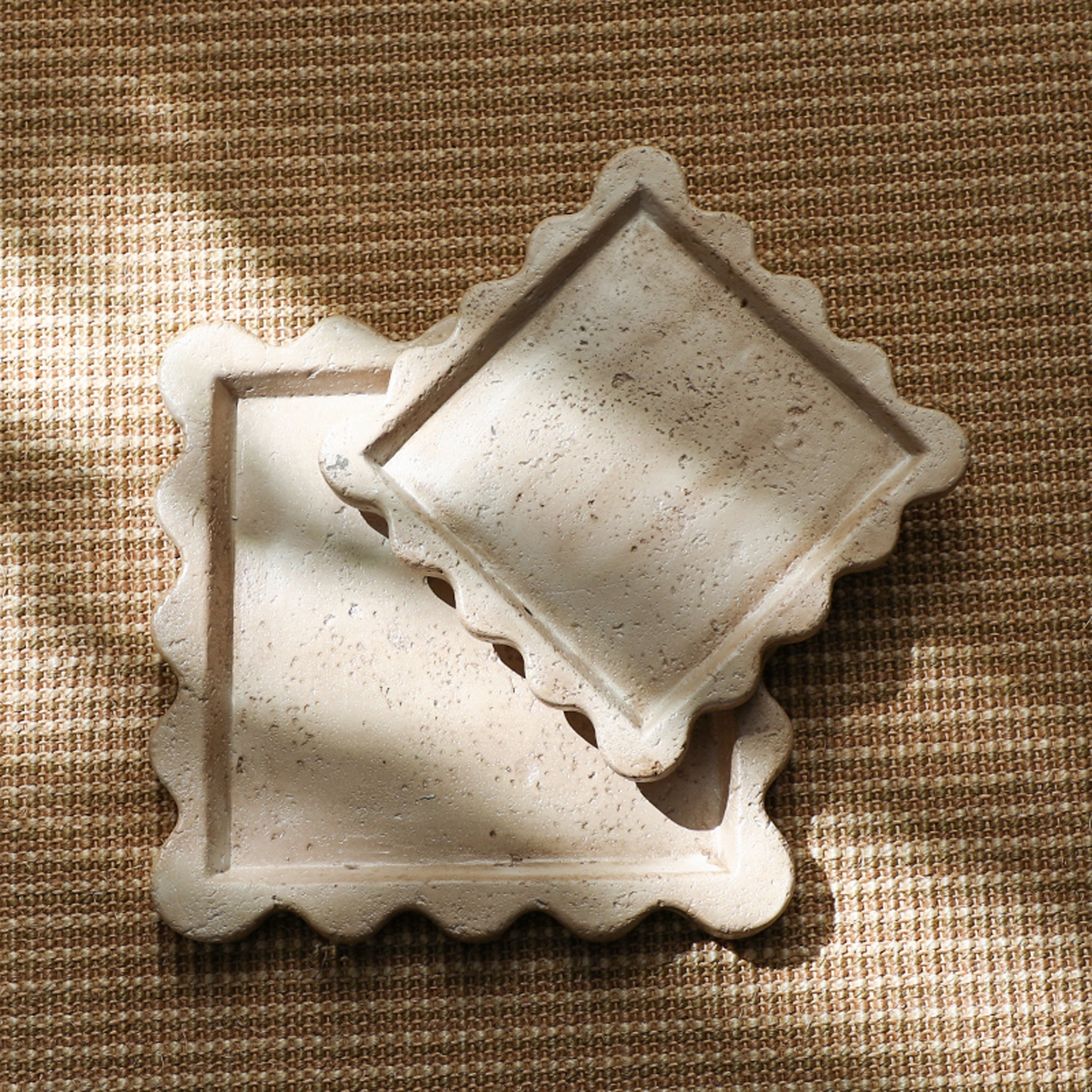 Wavy Edge Plate B - image 2
