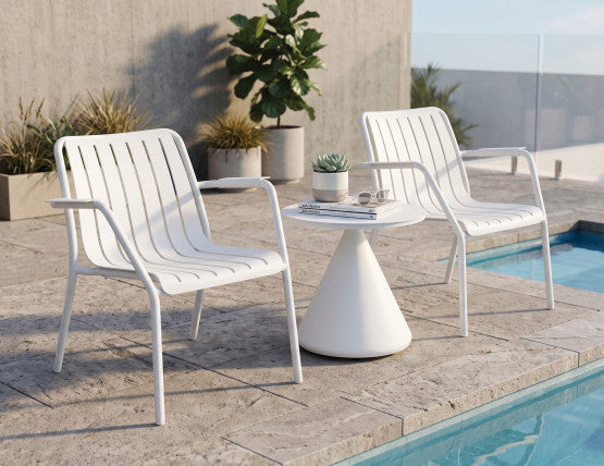 Roku Outdoor Lounge Chair in Matt White