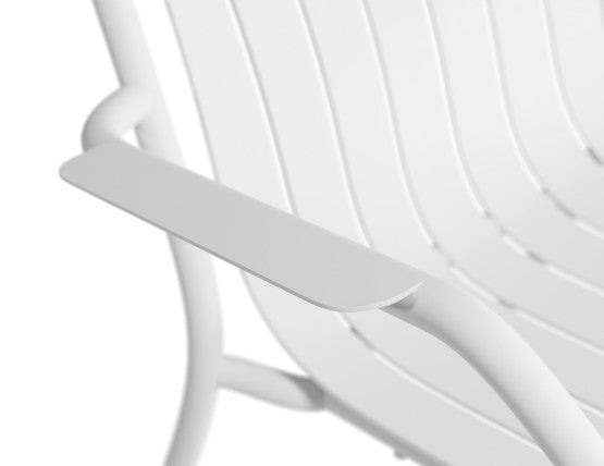 Roku Outdoor Lounge Chair in Matt White