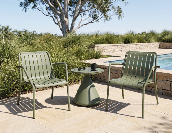 Roku Outdoor Lounge Chair in Matt Eucalyptus Green
