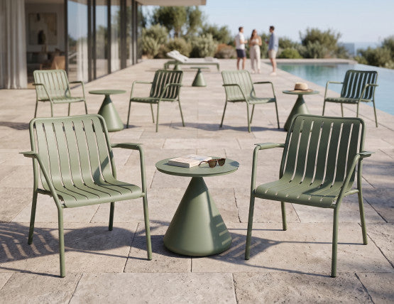 Roku Outdoor Lounge Chair in Matt Eucalyptus Green